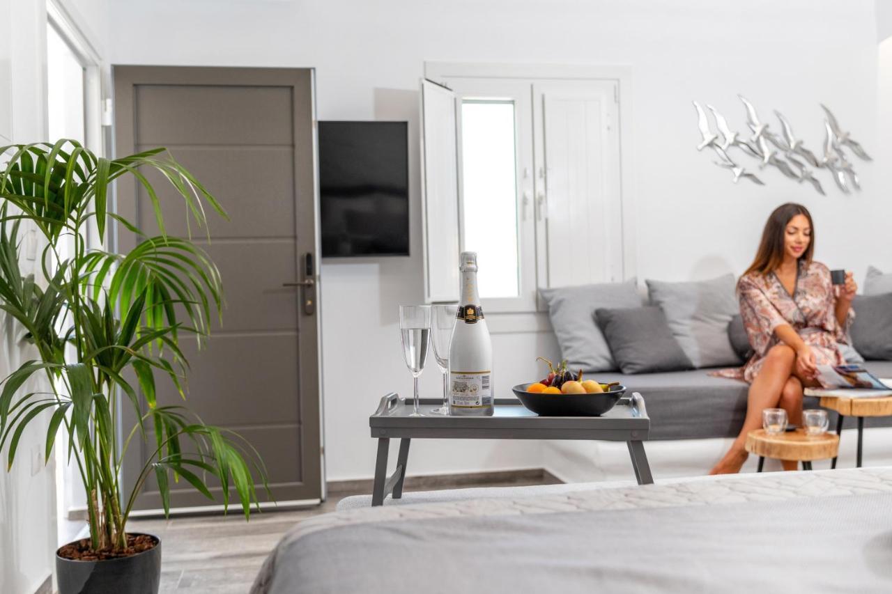 El_Puerto Luxury Port Suites Naxos City Extérieur photo