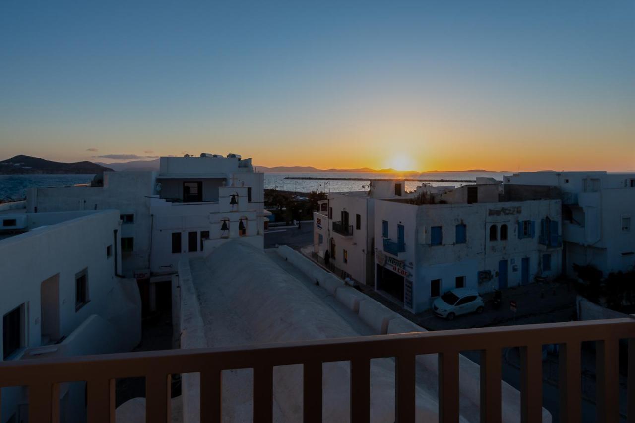 El_Puerto Luxury Port Suites Naxos City Extérieur photo